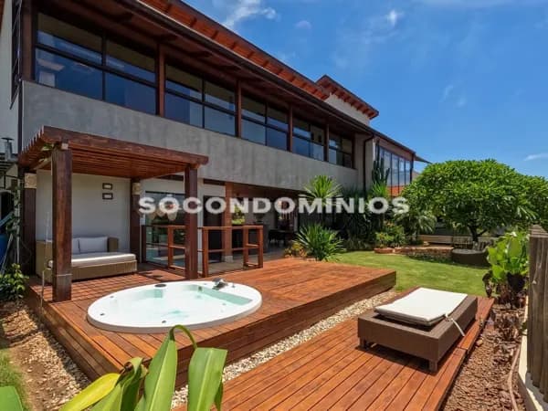 Casa sobrado com 4 suítes à venda no condominio Monte Alegre. Condomínio fechado em Piracicaba-SP.