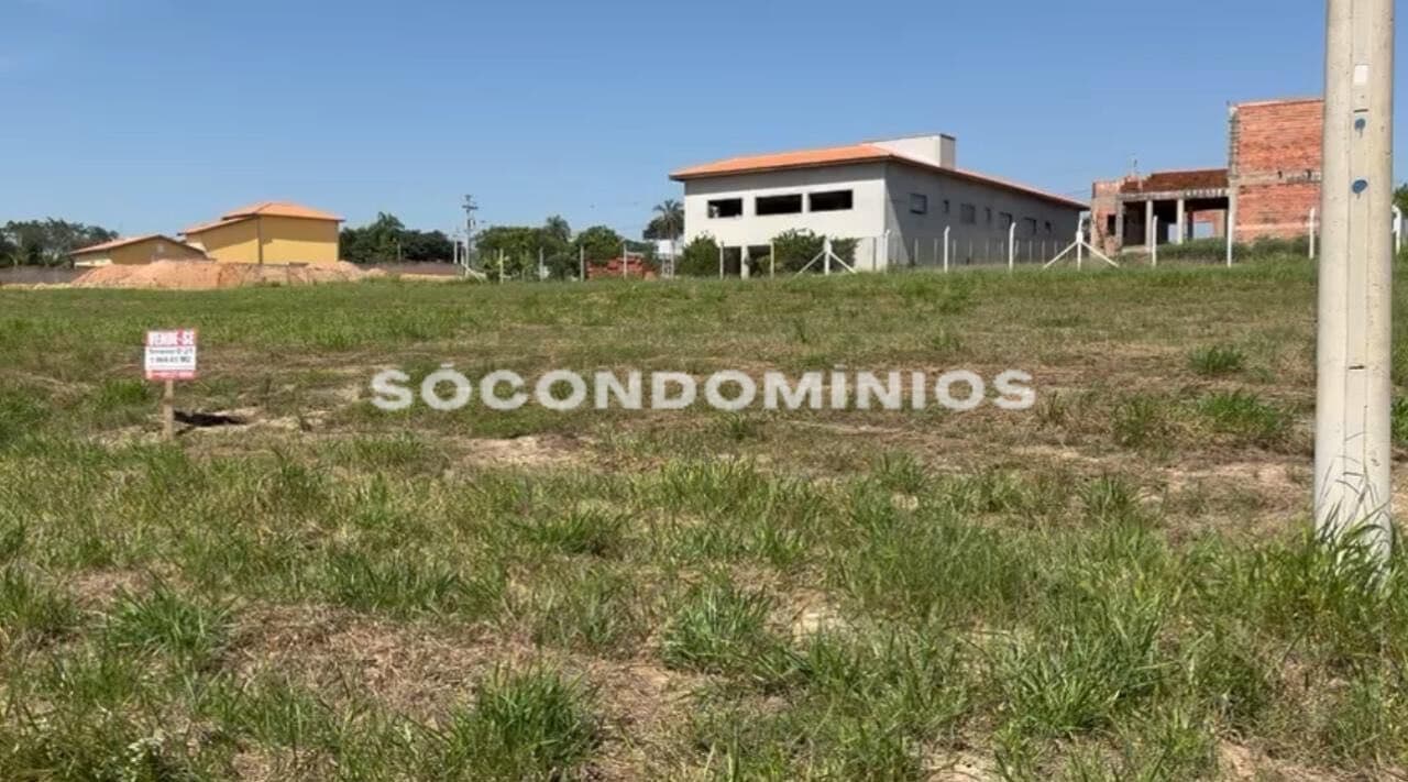 Terreno à venda no Condomínio Veleiros. Condomínio fechado em Anhembi SP