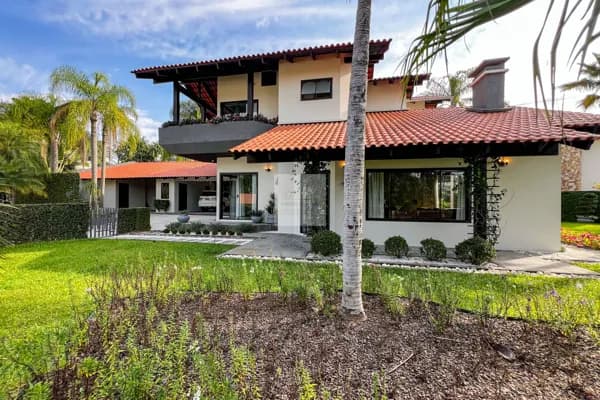 Casa no loteamento Coronel Feddersen!