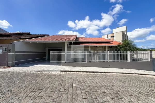 Casa térrea na itoupava norte