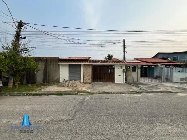 Casa linear à Venda em Araruama no Bairro Vila Capri