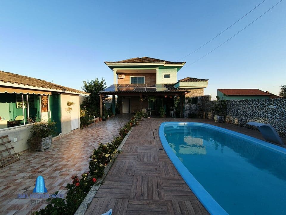 Casa de Condomínio em Araruama - Fazendinha