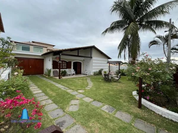 Casa à Venda em Araruama no Bairro Pontinha - 500m da lagoa