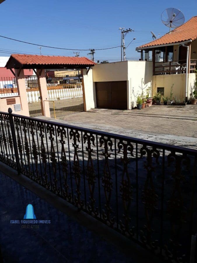 Apartamento Térreo para Venda em Vila Capri Araruama-RJ