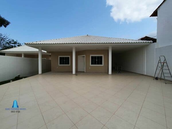 Casa Alto Padrão para Venda em Pontinha Araruama-RJ