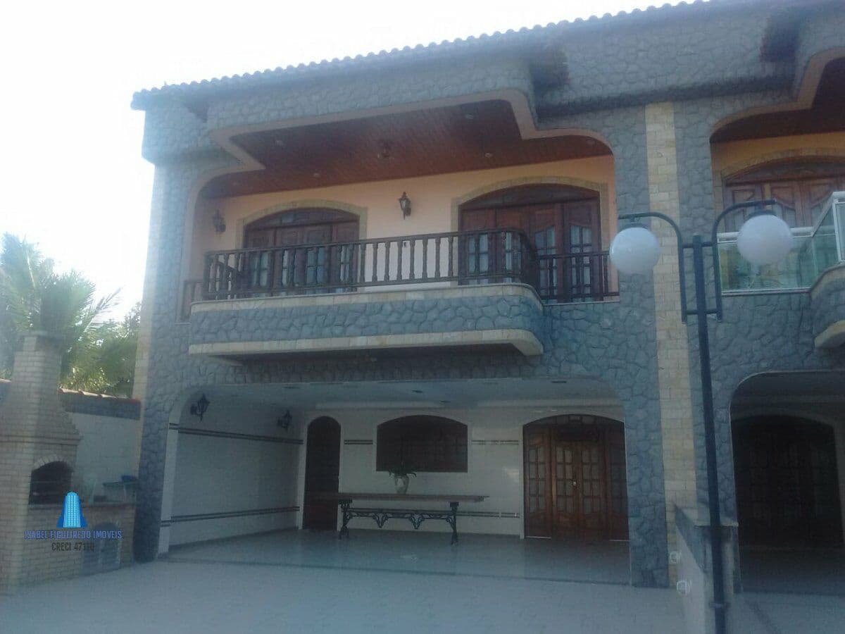 Casa Alto Padrão para Venda em Iguabinha Araruama-RJ