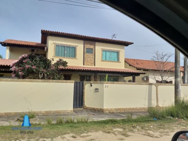 Casa Alto Padrão em Pontinha, Araruama/RJ
