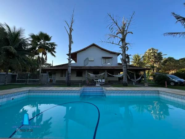 Casa Duplex em amplo terreno disponível para Venda em Araruama no Bairro Parque Hotel