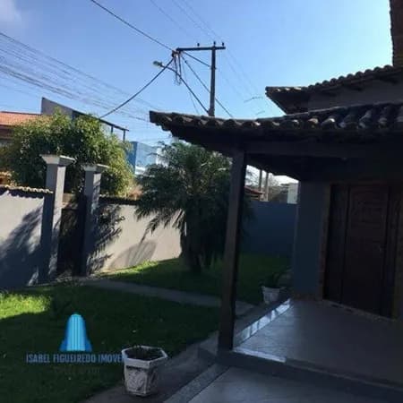 Casa Linear para Venda em Rio do Limão Araruama-RJ