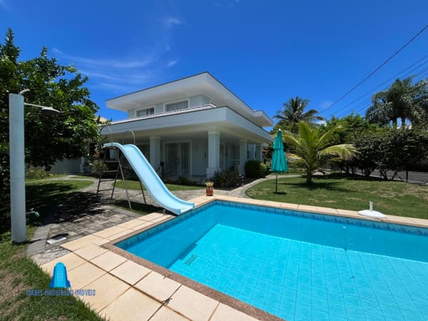 Casa de Alto Padrão em Condomínio
