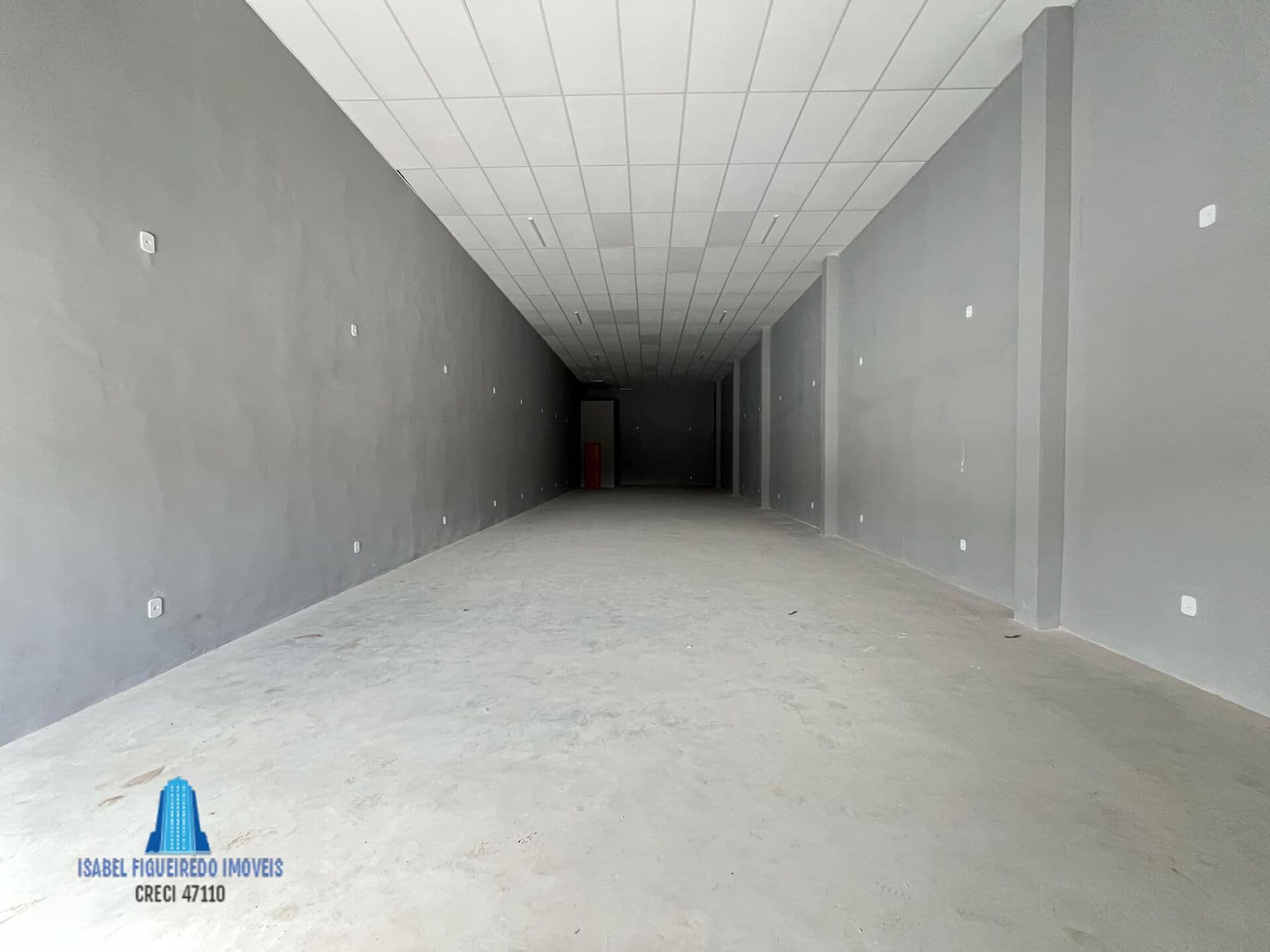 Loja disponível para Venda em Araruama no Bairro Parque Hotel