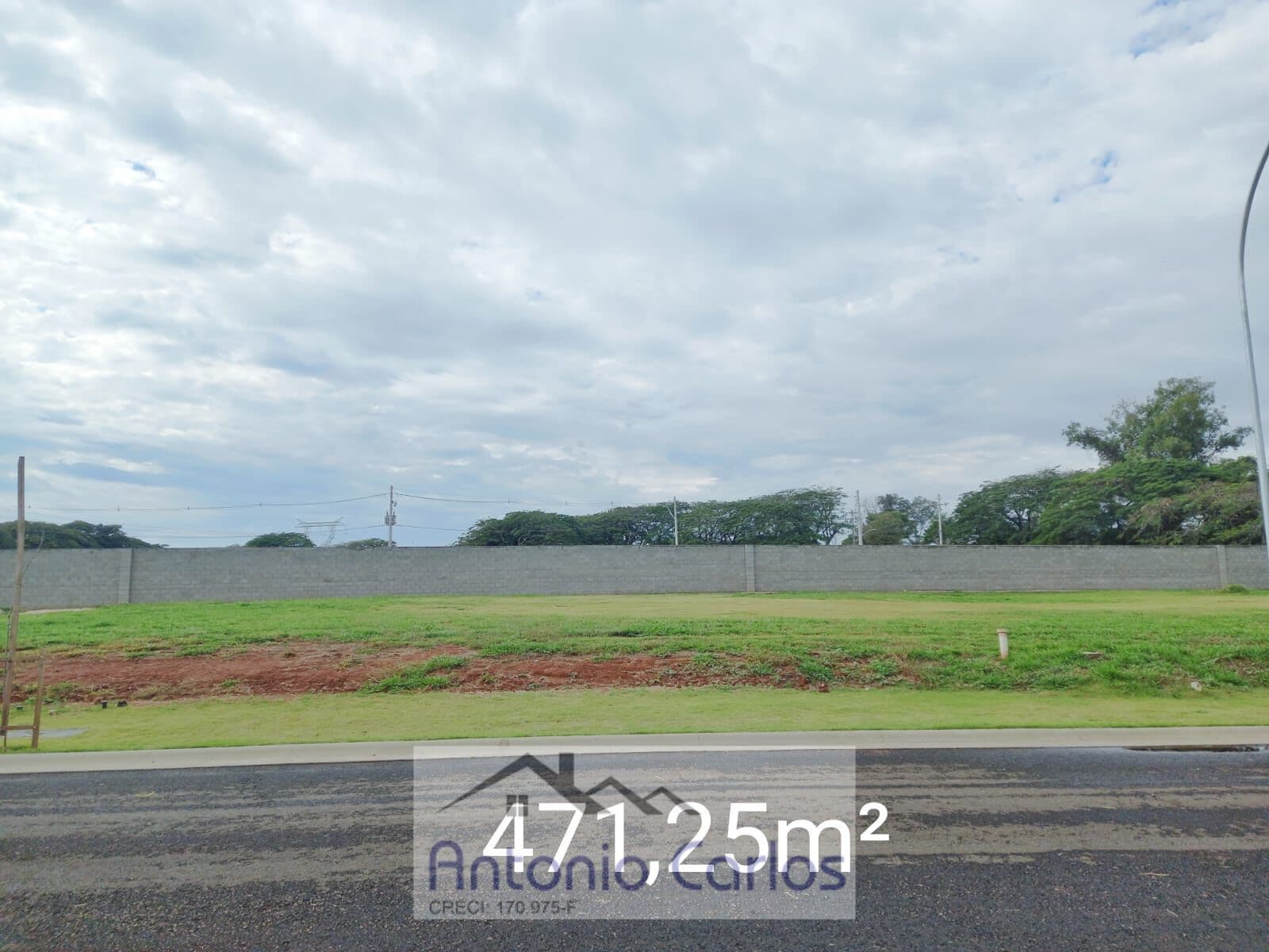 Terreno de 469 m2 no Condomínio Reserva Santa Izabel - Jaguariúna/SP
