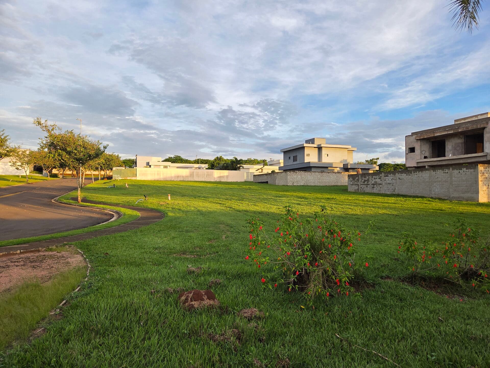 Lote /terreno de 523 m2 - Residencial Tamboré em Jaguariúna/SP