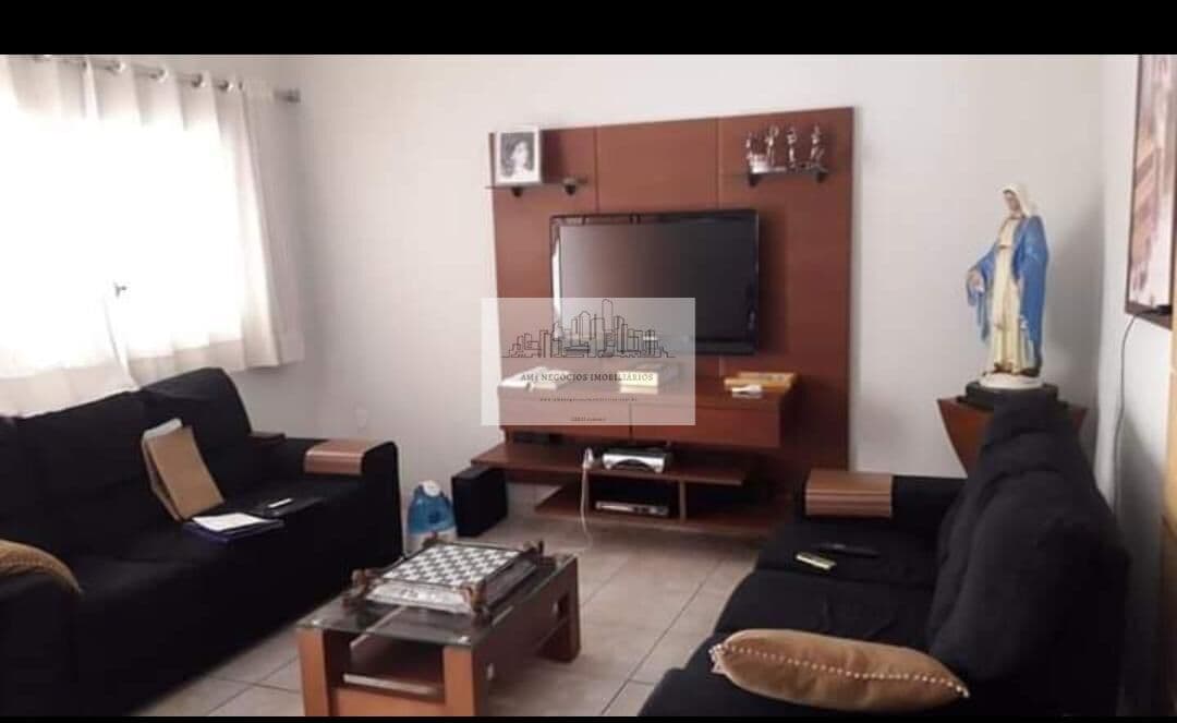 Casa 3 dormitórios no bairro João Paulo II