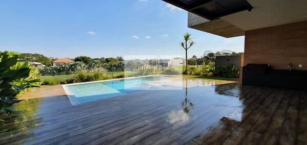 Casa alto padrão no Condominio Quinta do Golfe Jardins