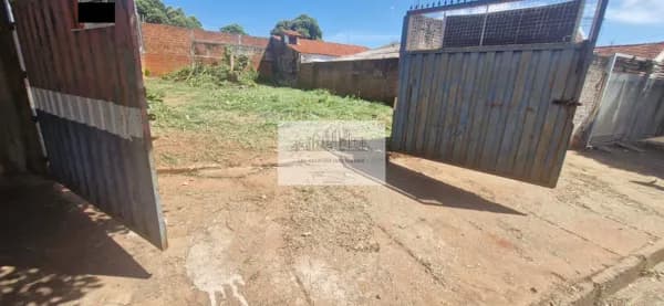 Terreno a venda no bairro Jardim Alice