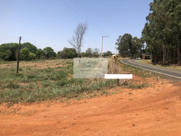 Terreno na beira da rodovia entre Bady Bassitt e Potirendaba