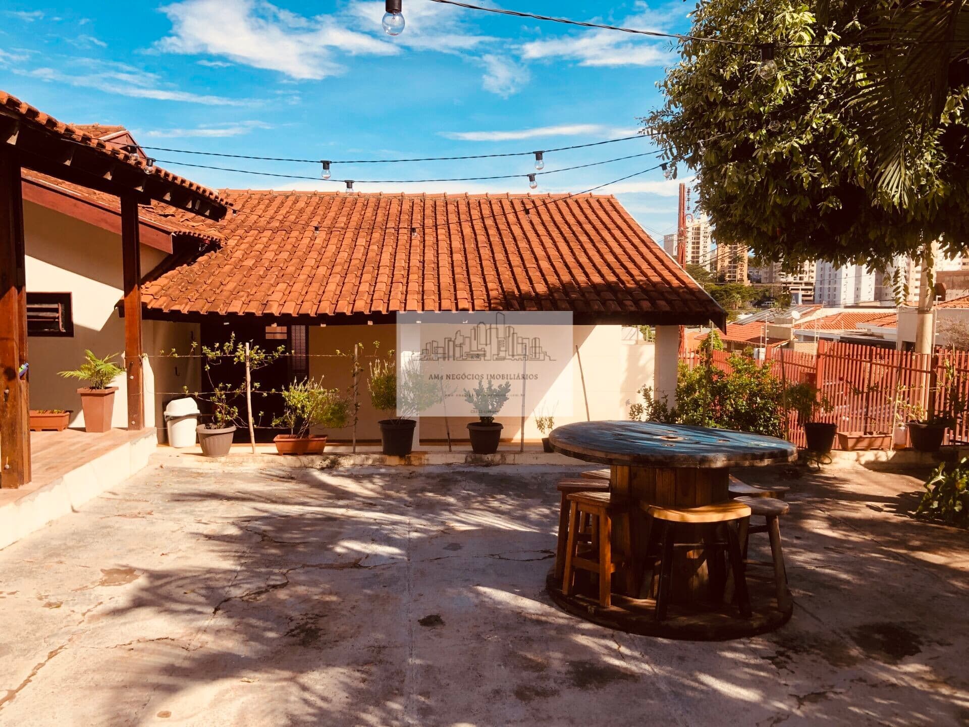 Casa à venda no bairro Santos Dumont