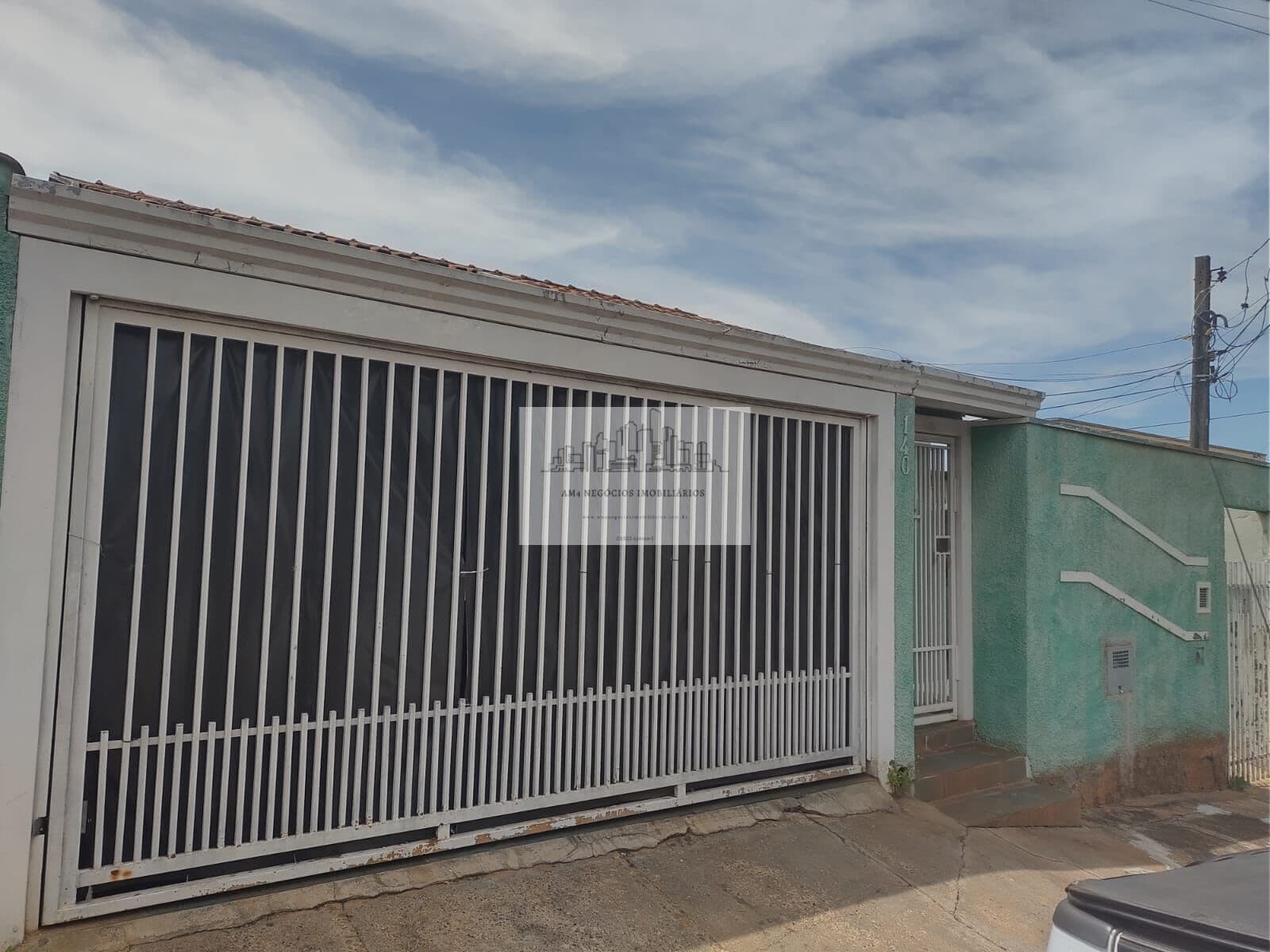Casa com edícula a venda no bairro Parque Res. Dom Lafaiete Libânio