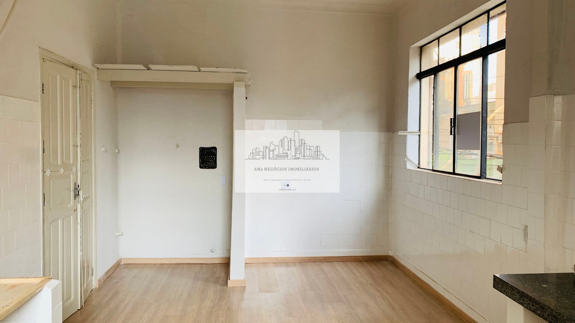 Sala Comercial na Galeria São Luiz