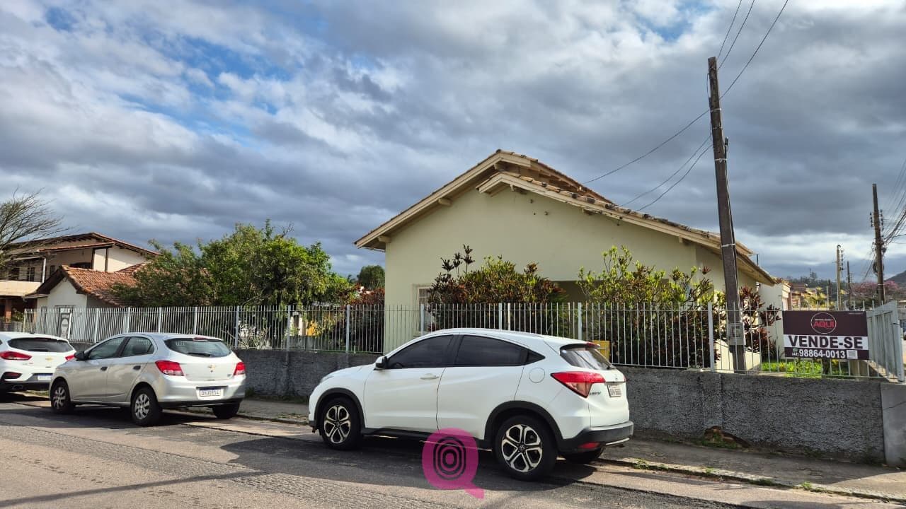Casa em Tubarão - Oficinas