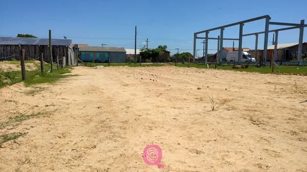 Terreno escriturado Balneário Camacho