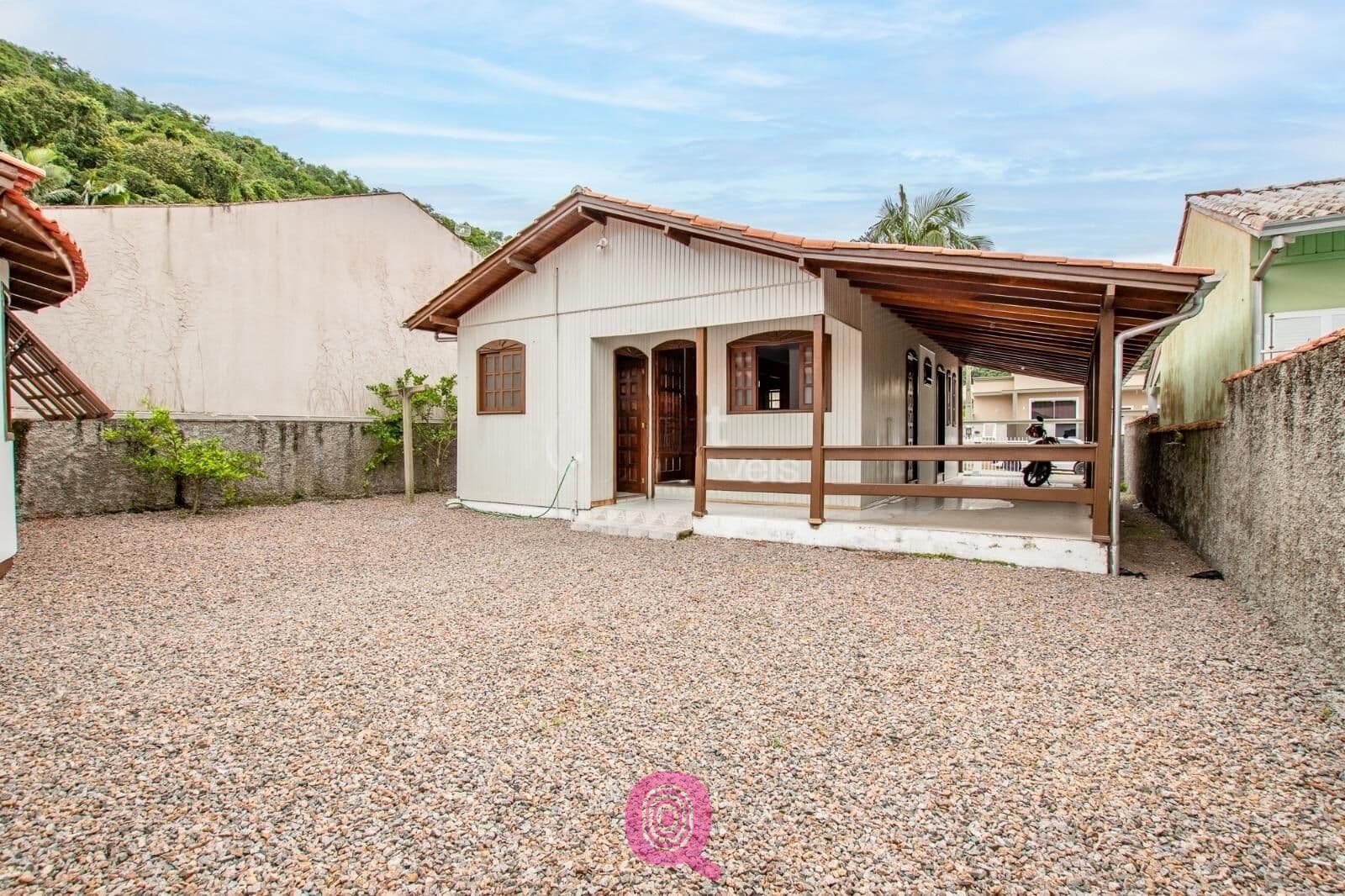 Casa Mista pronta para morar