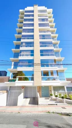 Apartamento Alto Padrão no Centro com amplo espaço garden