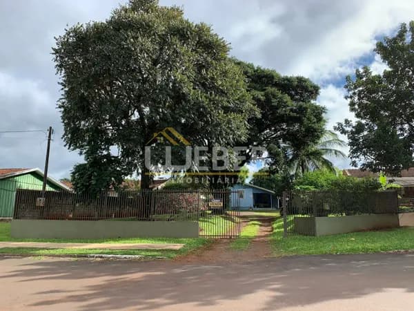 Lote/Terreno em Medianeira - Cidade Alta