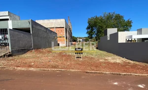 Lote/Terreno em Medianeira - Cidade Alta