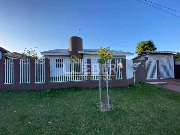 Casa em Medianeira - Condá