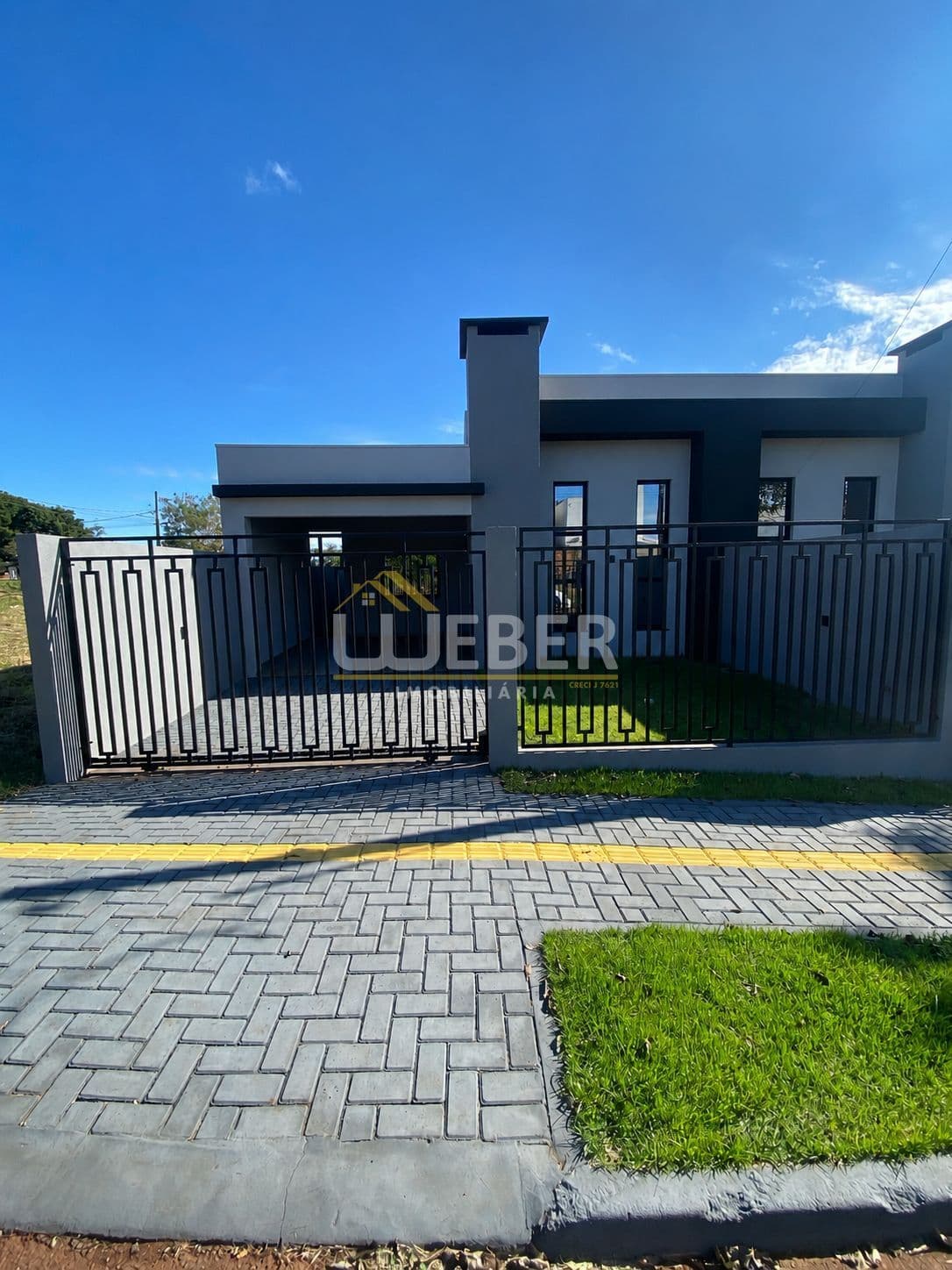 Casa em Medianeira - Ipê