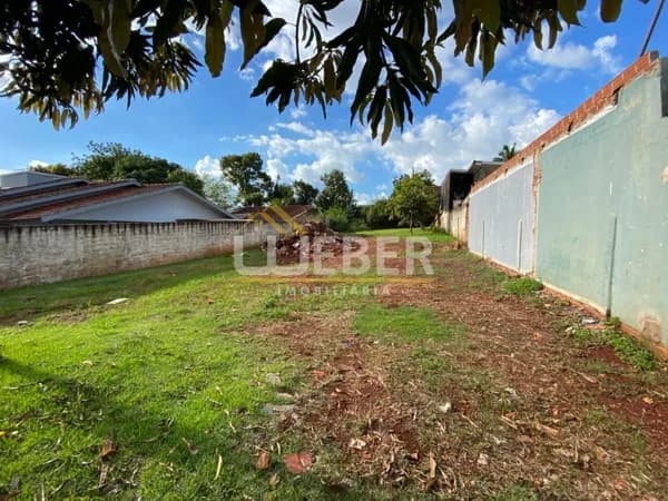 Lote/Terreno em Medianeira - Ipê