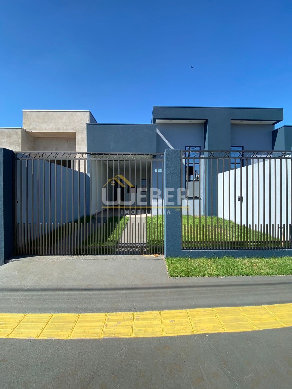 Casa em Medianeira - Loteamento Florença