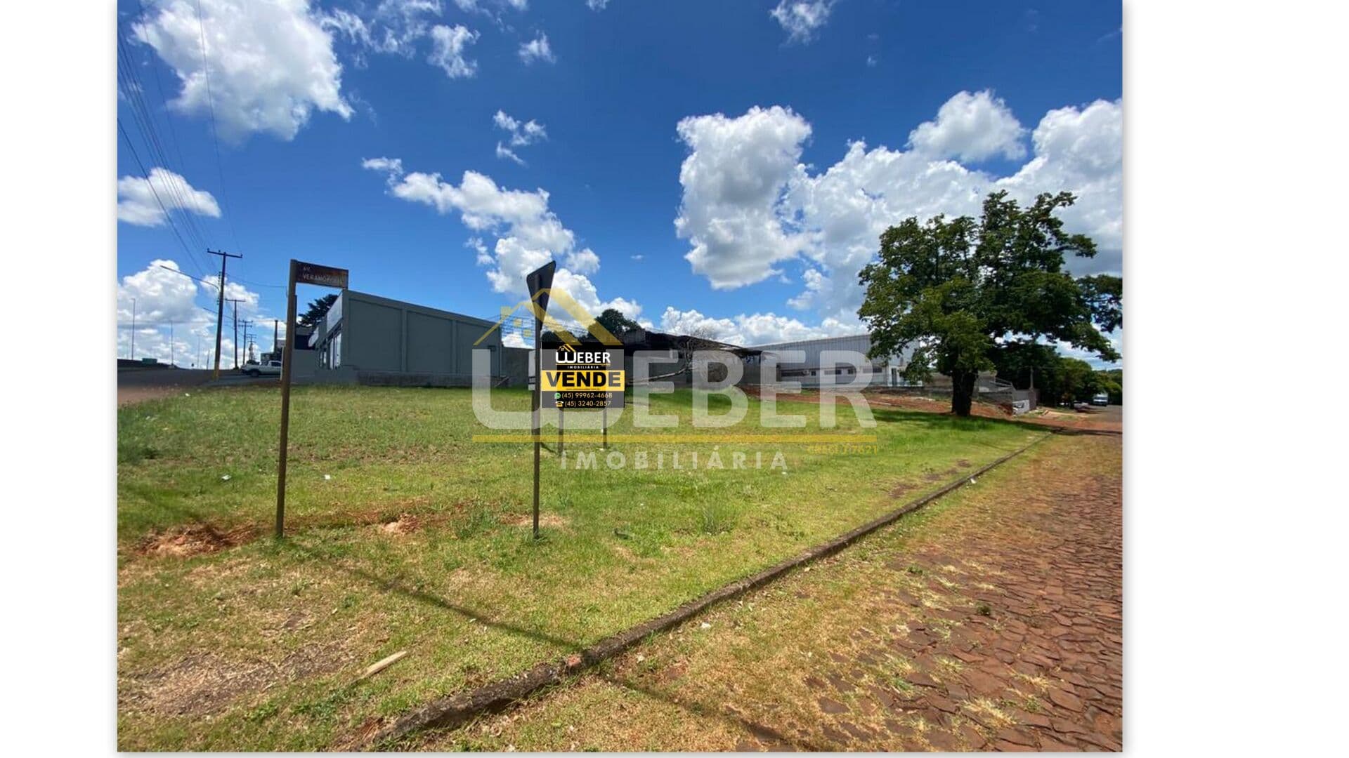 Lote/Terreno em Medianeira - Centro