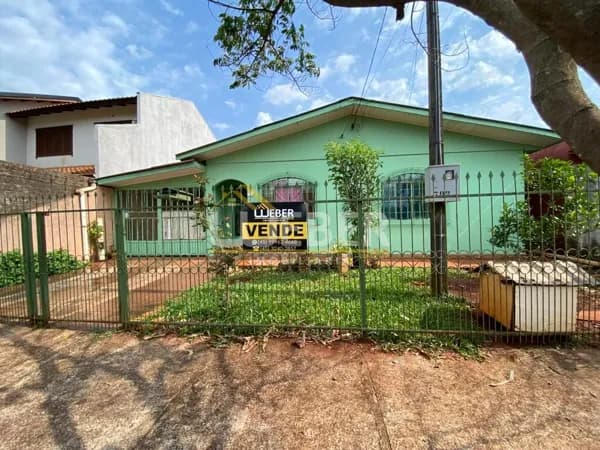 Casa em Medianeira - Belo Horizonte