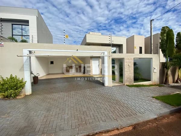 Casa em Medianeira - Cidade Alta