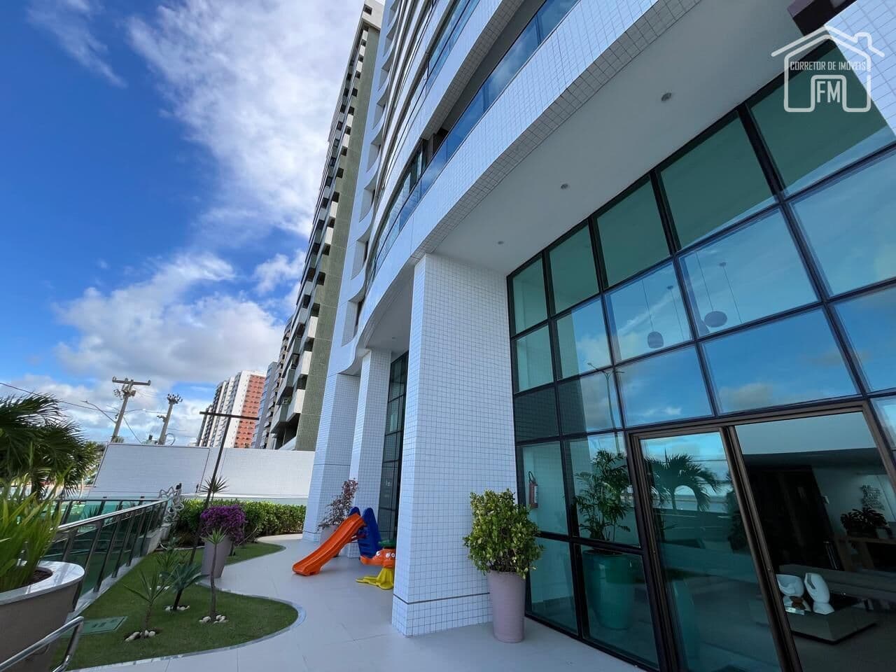 Vendo Apartamento da Moura Dubeux a beira mar de Casa Caiada Olinda-PE