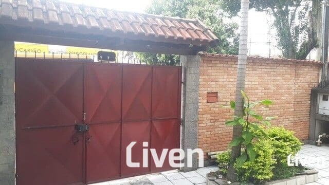 Sobrado à Venda em Santana, São José dos Campos - SP