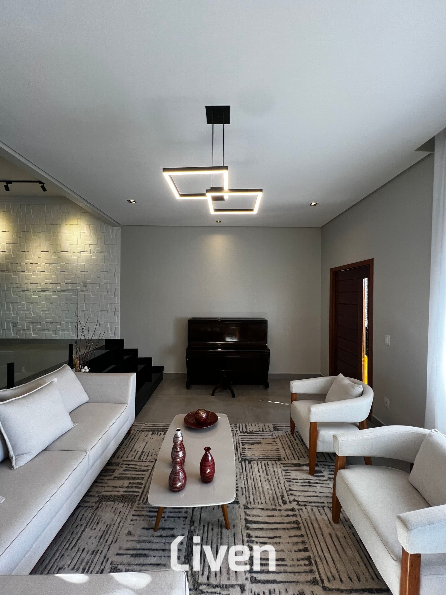 CASA COM 3 QUARTOS À VENDA EM CONDOMÍNIO FECHADO, 284 M² - MIRANTE DO VALE!!
