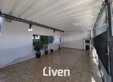 CASA TÉRREA À VENDA COM 4 QUARTOS, 213M² NO PARQUE INDUSTRIAL