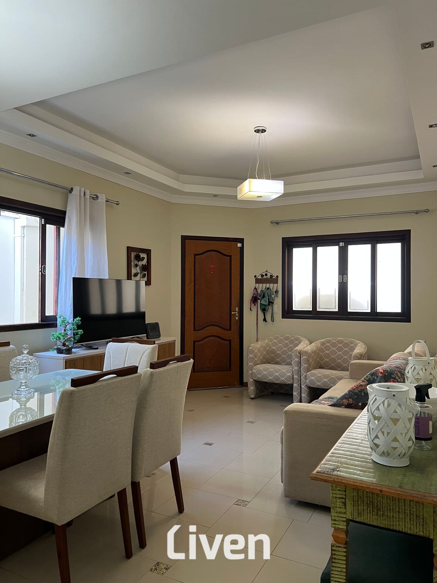 SOBRADO À VENDA COM 4 QUARTOS, 125M²