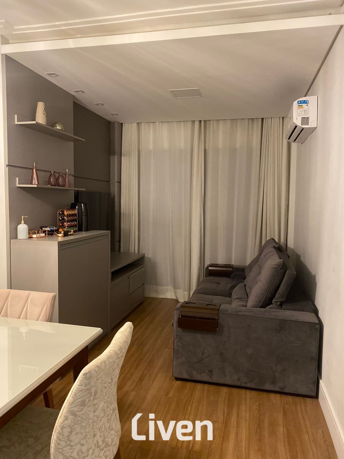 APARTAMENTO À VENDA, 2 QUARTOS, 62 M²!!
