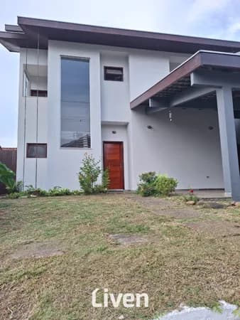 SOBRADO À VENDA EM CONDOMÍNIO COM 3 QUARTOS, 253M² NO URBANOVA