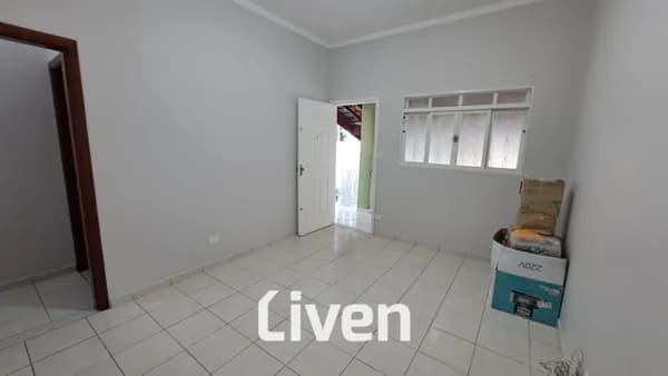 CASA À VENDA COM 2 QUARTOS, 72 M² - JARDIM MARIANA II!!