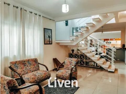 SOBRADO À VENDA COM 3 QUARTOS, 240 M² - VILLA BRANCA!!