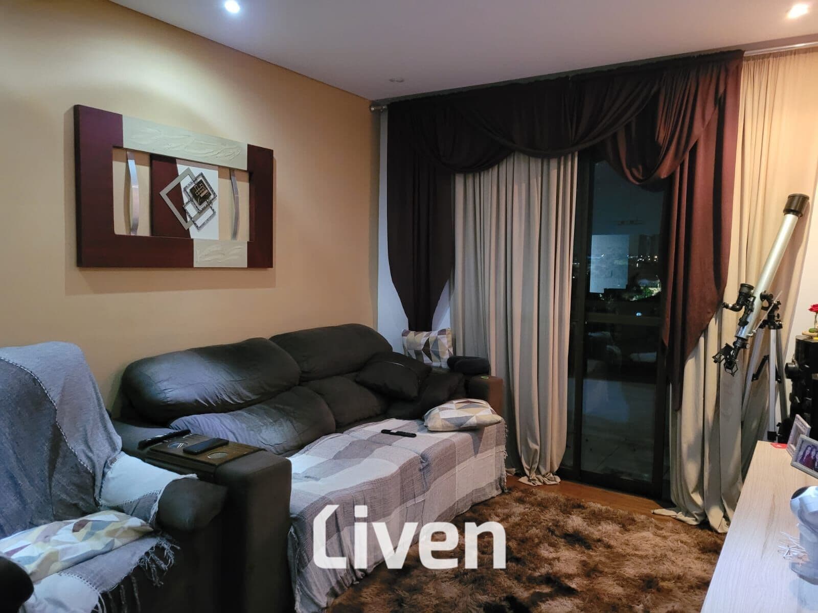 APARTAMENTO À VENDA COM 2 QUARTOS, 74M²