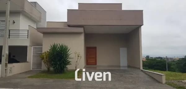CASA EM CONDOMÍNIO À VENDA COM 3 QUARTOS, 210M²