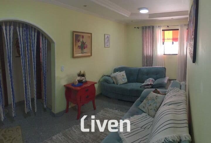 CASA À VENDA COM 4 QUARTOS, 315 M² - PARQUE INDUSTRIAL!!