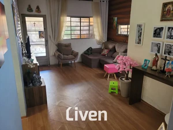 SOBRADO À VENDA COM 4 QUARTOS, 305M²